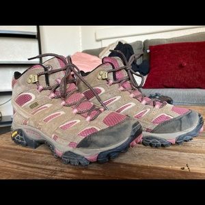 Merrell hiking boots high top water proof